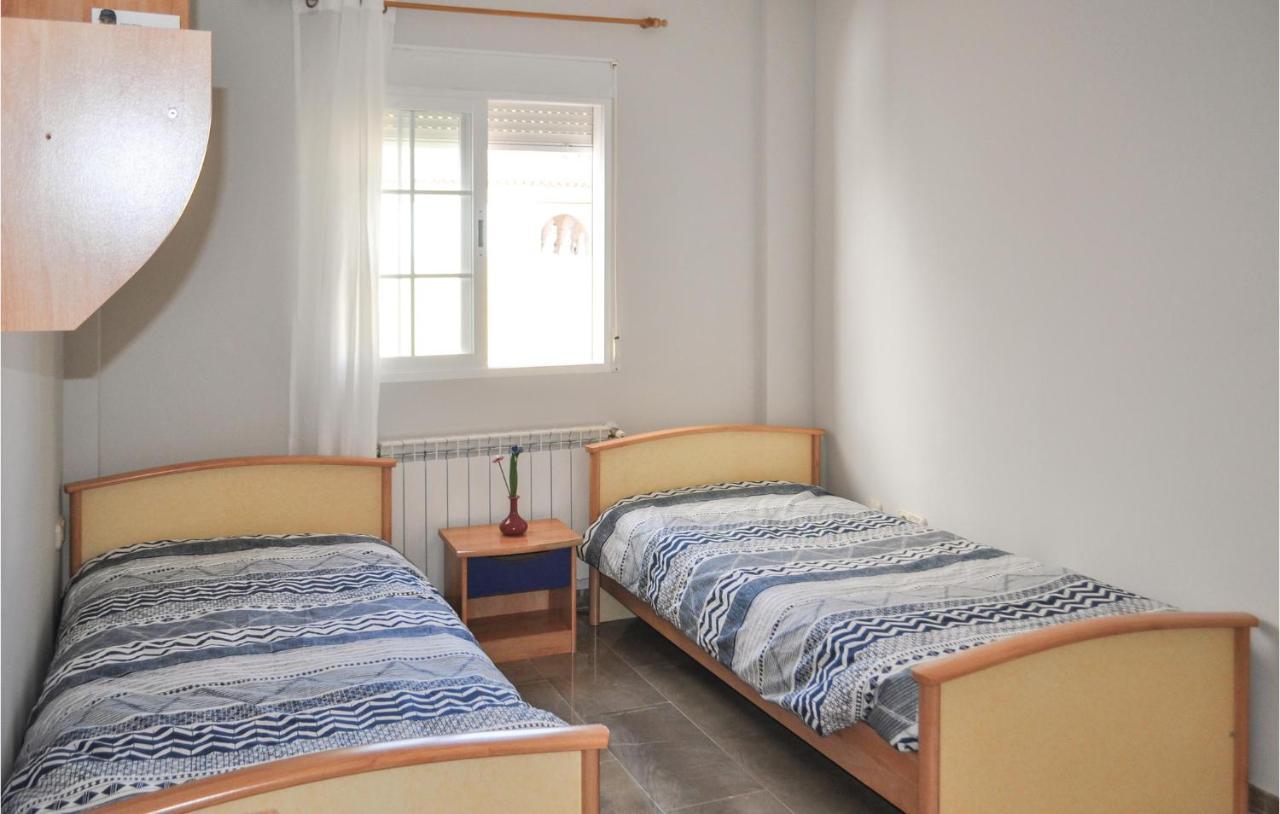 Cozy Home In Olivares With Outdoor Swimming Pool 外观 照片